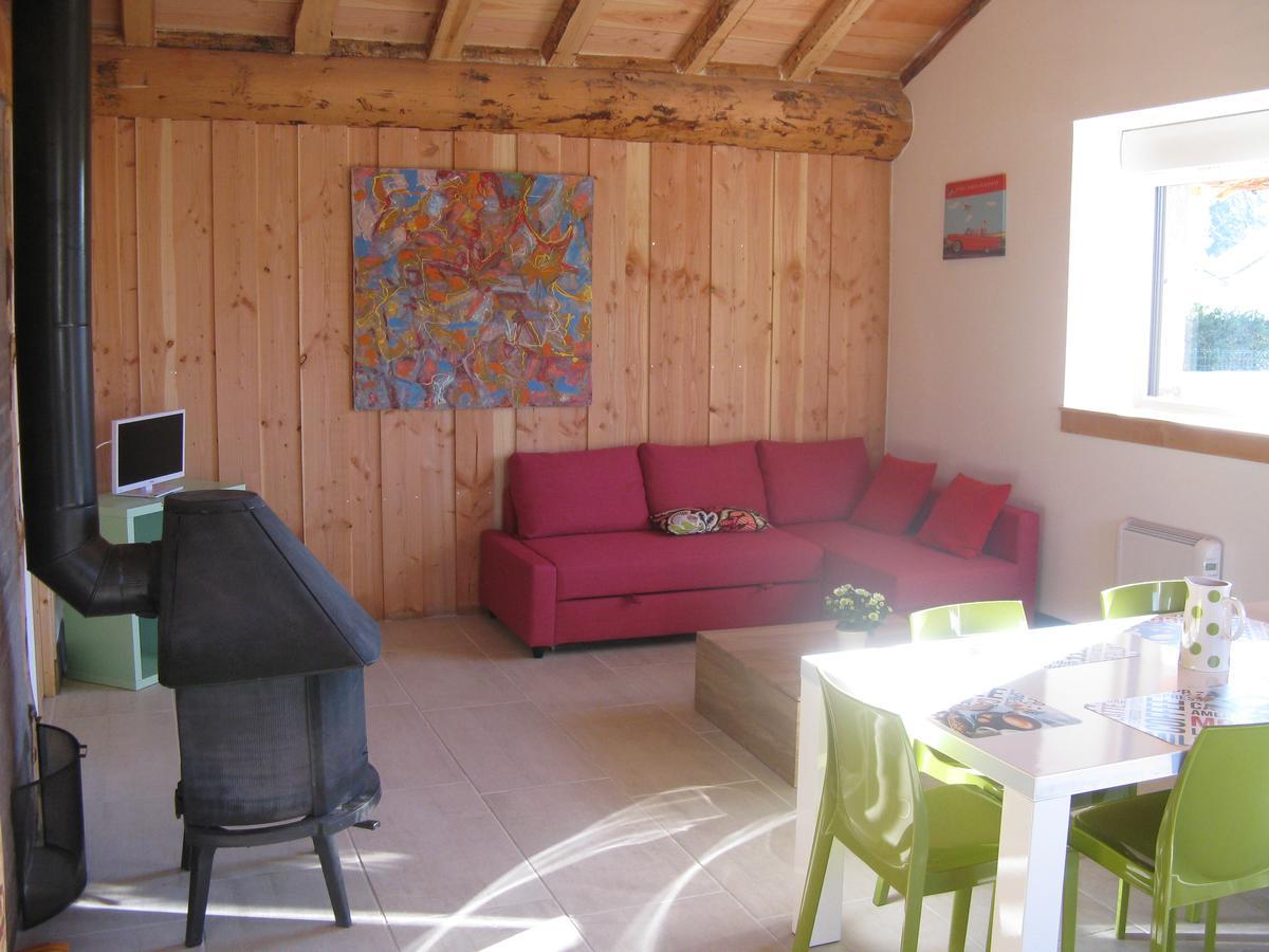 Gite Chez Karine Et Roland Le Fied Exterior photo